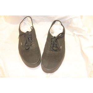 Size 14 MEN VANS SNEAKERS,men vans 14,vans 14,men vans sneakers,vans shoes